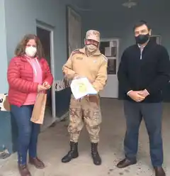 Morchio y Dujovne entregaron una bandera de flameo a Mujica