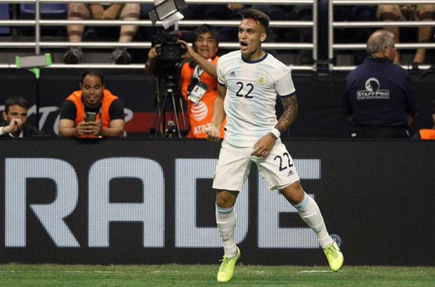 Argentina goleó a México en una noche de ensueño para Lautaro Martínez