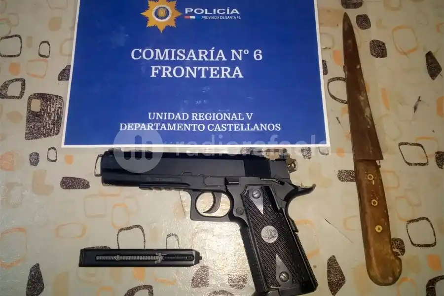 Frontera: detuvieron a dos menores peleando con cuchillos y pistolas de aire comprimido