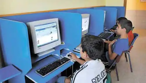 Enacom financiará el acceso a internet de banda ancha en zonas alejadas de centros urbanos