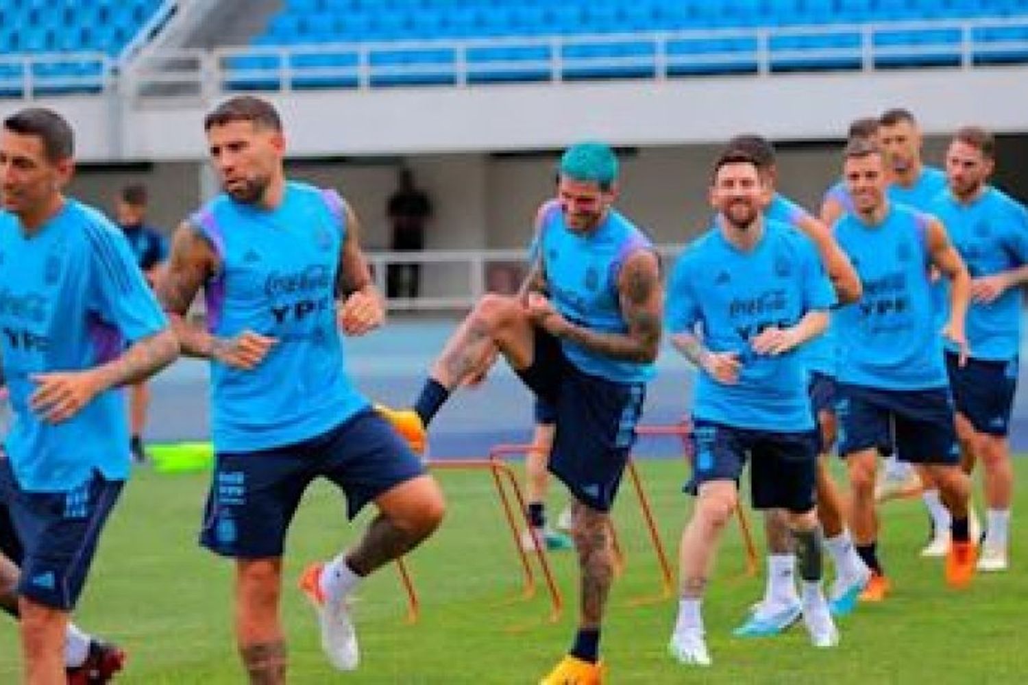 Scaloni define el equipo para el amistoso ante Australia