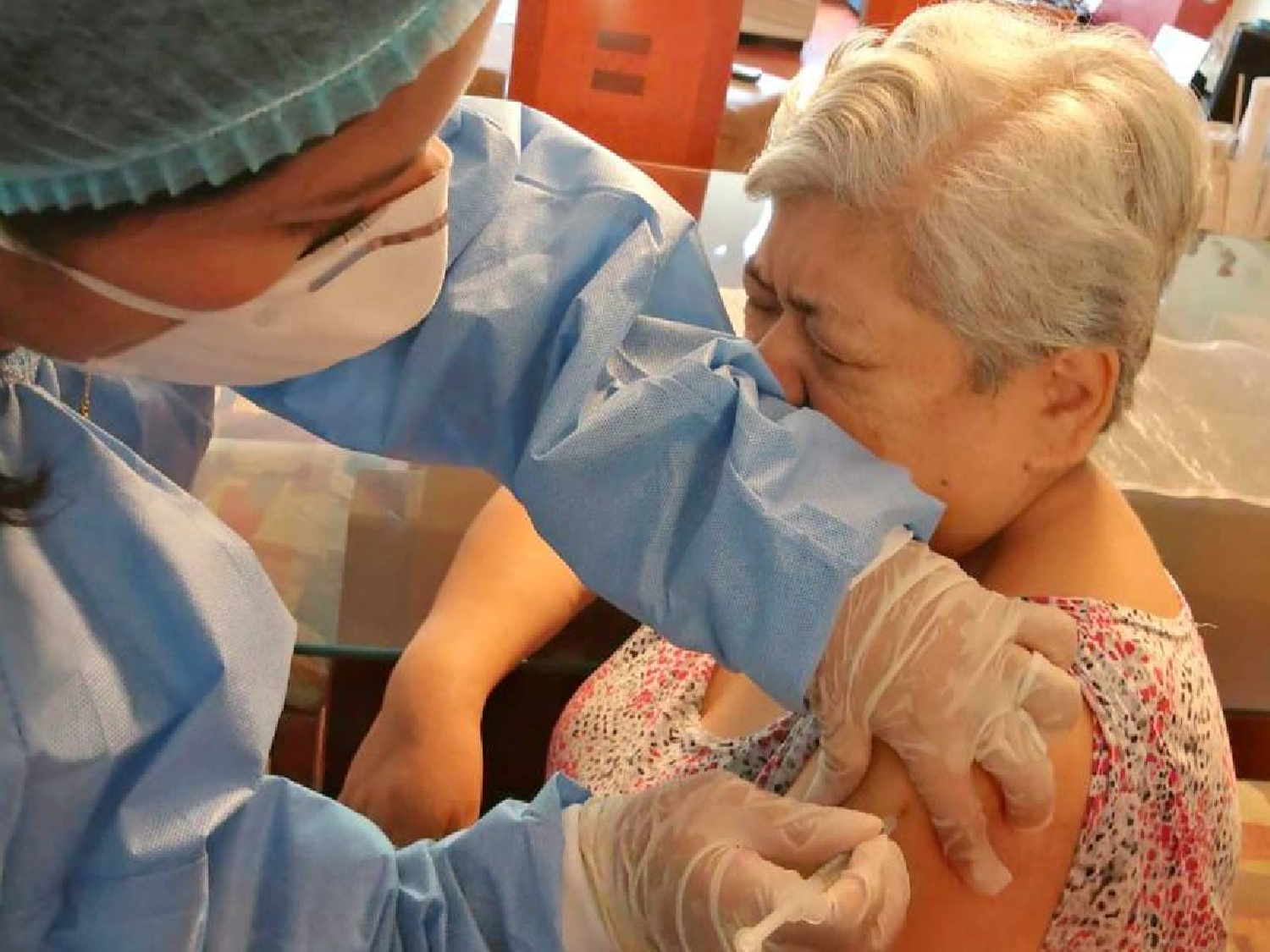 Gripe: continúa la vacunación casa por casa