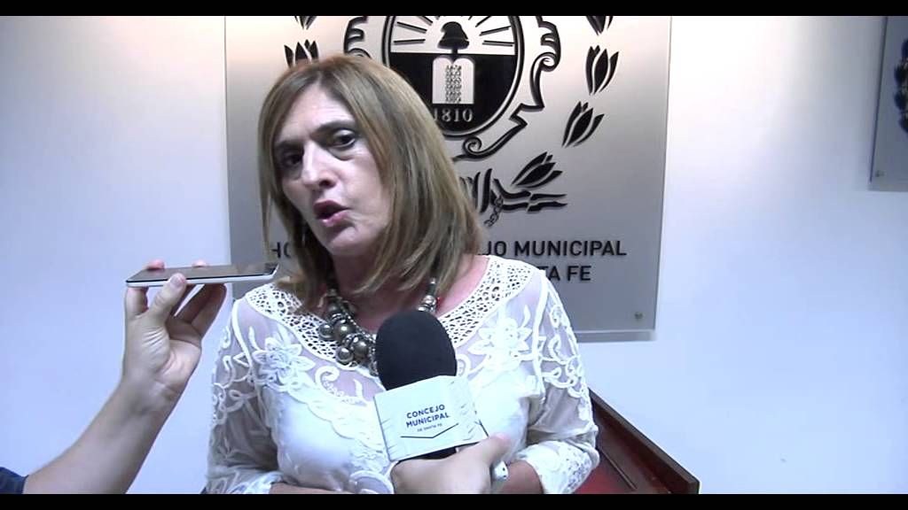 Un proyecto de Adriana Molina busca prohibir en la ciudad las whiskerías y cabarets