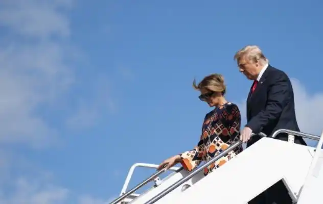 Desplante de Melania Trump se hace viral (Video)