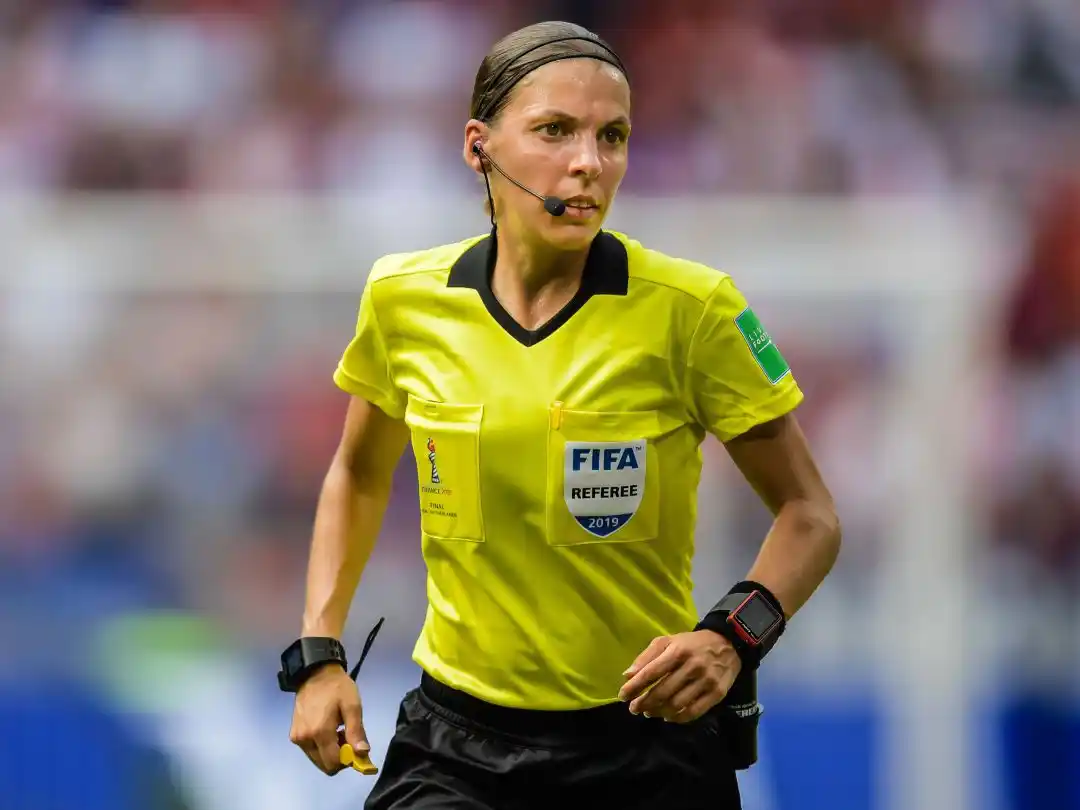 Por primera vez una mujer será árbitro de la final de la Supercopa de Europa