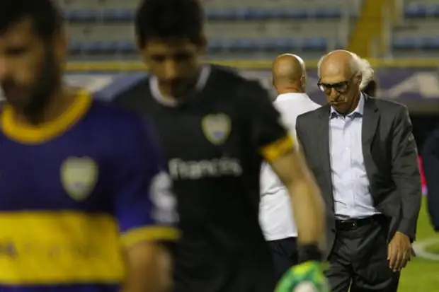 Bianchi: "Tendríamos que seguir en la cancha y no volver al vestuario"