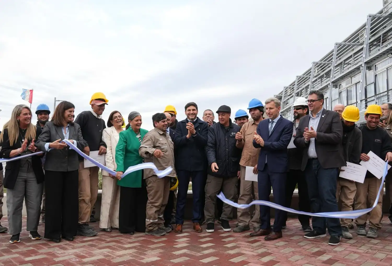 Pullaro: “En un momento muy difícil, estamos llevando adelante el plan de obra pública más grande de la historia de Santa Fe - 5