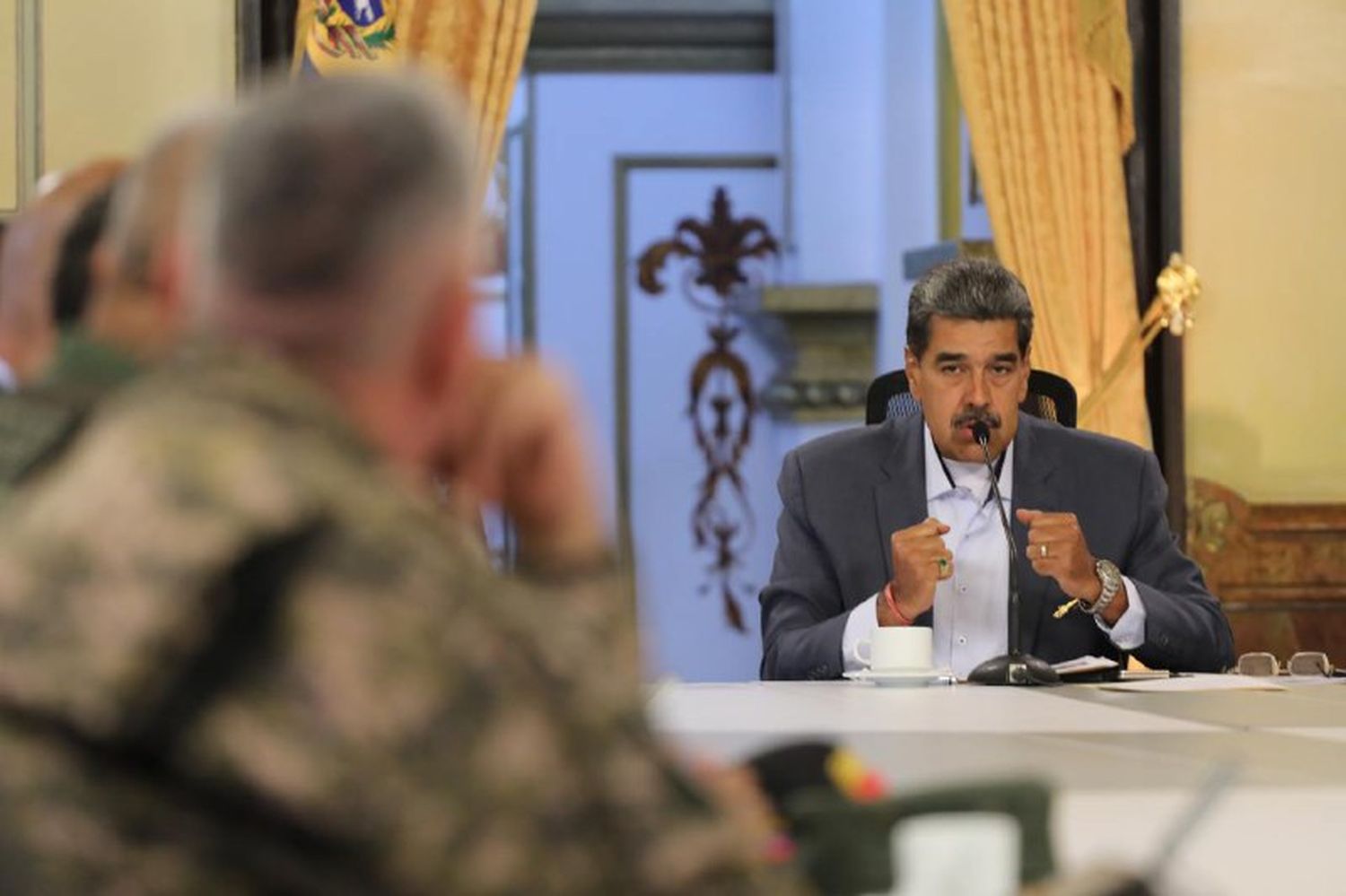 Maduro acusa a EE.UU. y el narcotráfico colombiano de estar detrás de la VIOLENCIA EN VENEZUELA: «quieren asaltar el poder»