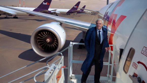 Memphis renombrará su aeropuerto en honor al fundador de FedEx