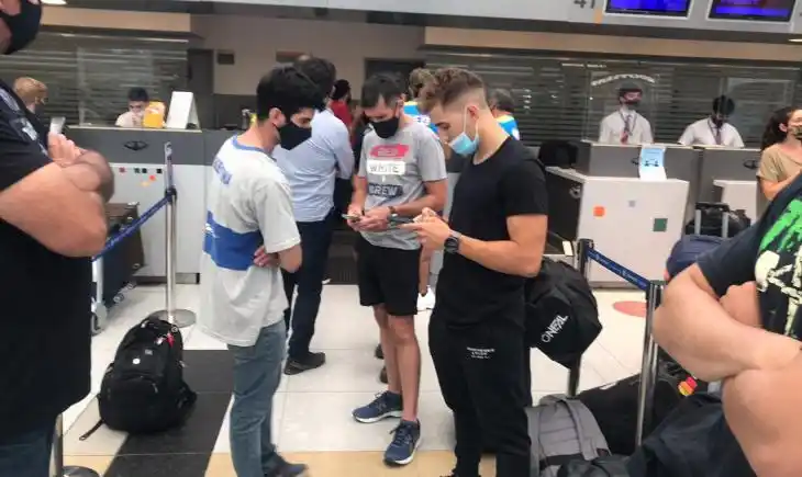 Los argentinos, varados  en su camino al Dakar