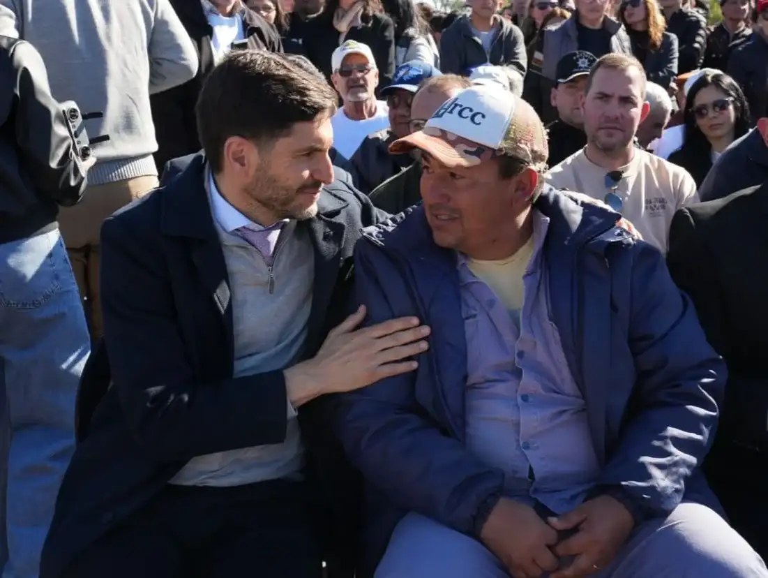 Pullaro inauguró el puente sobre arroyo El Pindó: “Dijimos que íbamos a priorizar el norte y hoy eso es una realidad” - 2