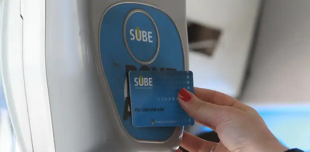 En la capital santafesina ya rige el aumento de más del 46 % en los colectivos urbanos