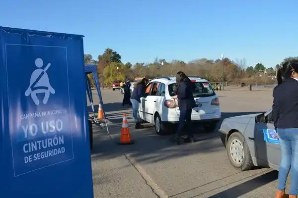 Cinturón, casco y alcoholemia: realizan acciones de concientización