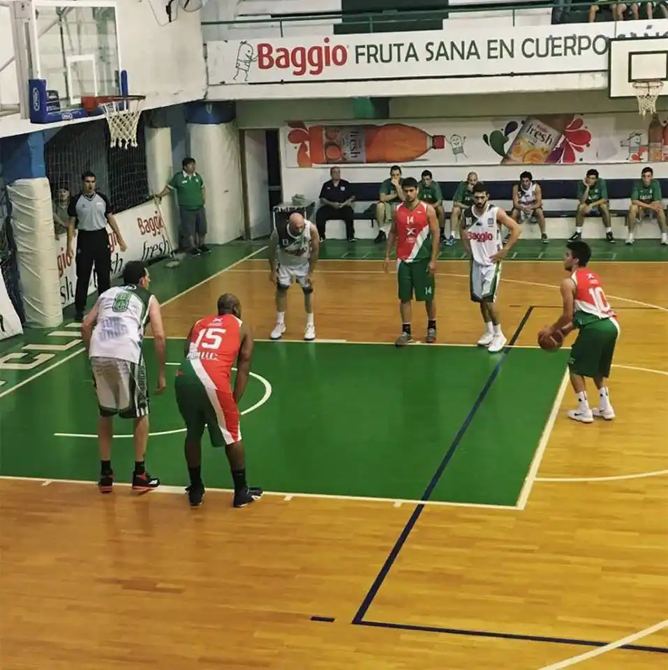 Racing venció a Neptunia en un amistoso previo a la Liga Provincial