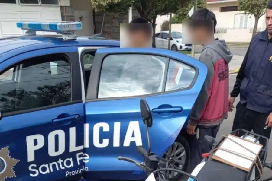 Le intentaron robar la cartera a una abuela, fueron detenidos