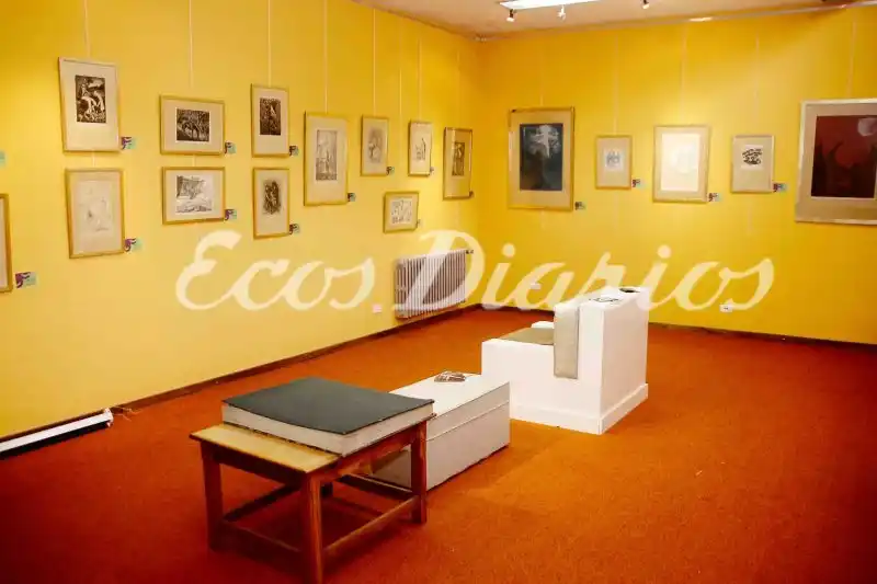 Exponen obras de grabado argentino