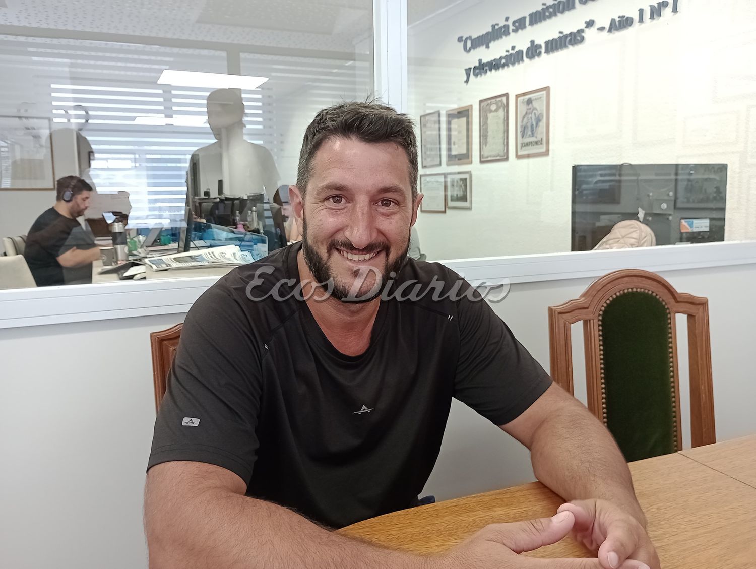 Emanuel Russo Bernagozzi en las instalaciones de Ecos Diarios