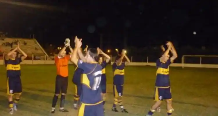 Independencia obligado a mejorar para seguir en el Torneo