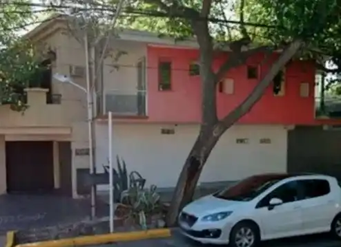Subió al techo de la casa de su ex, vio al amigo haciéndole asado y lo mató a tiros