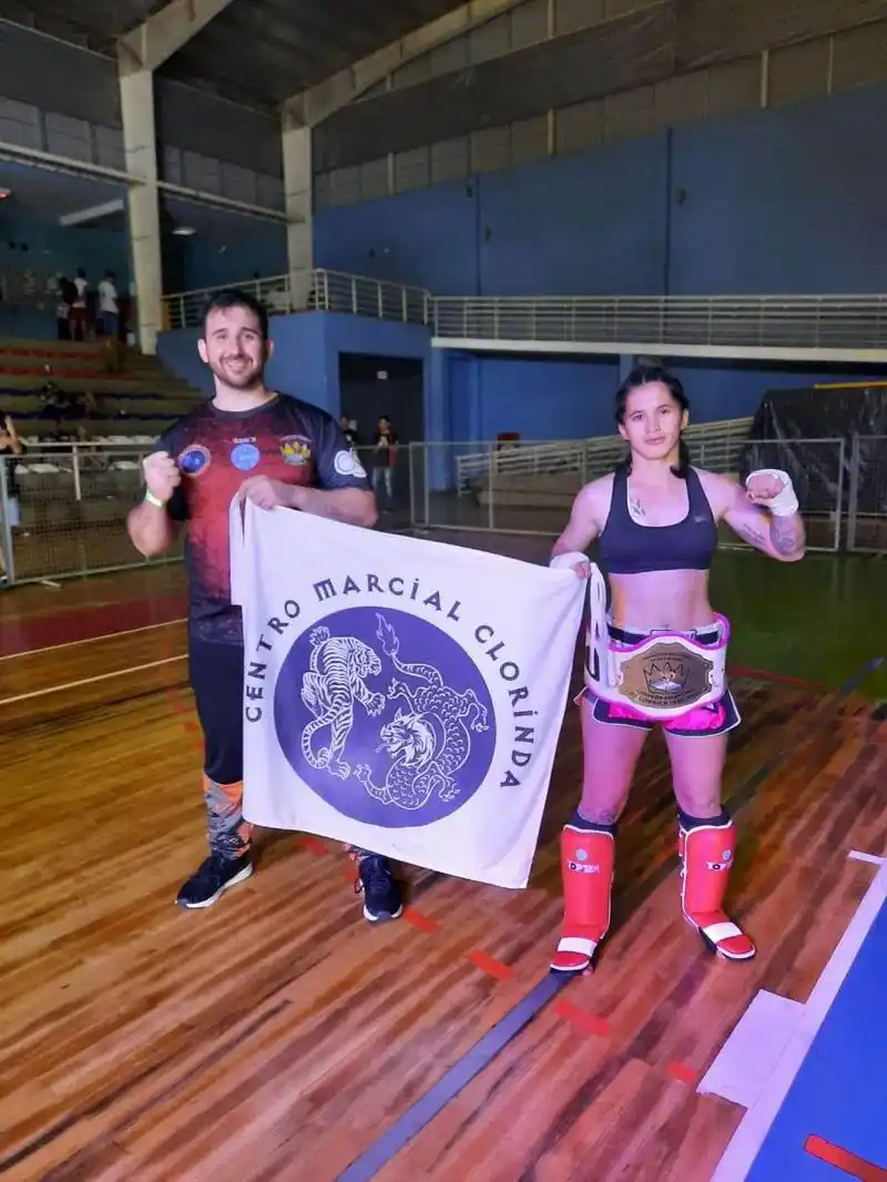 Romina Toledo se consagró
campeona argentina de low kick