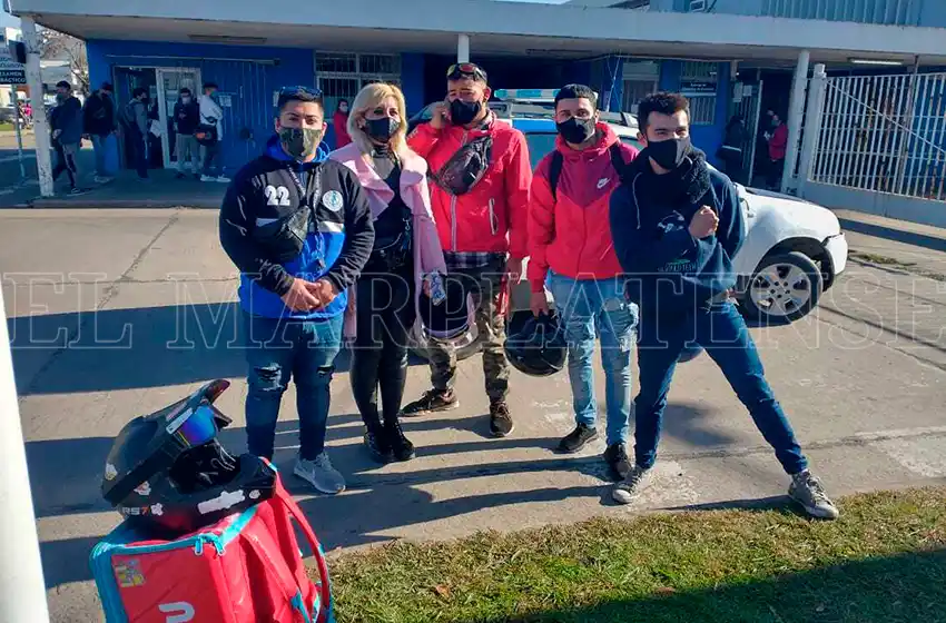 Repartidores en moto: "Estamos muy agradecidos a la gestión municipal que nos permite acceder a 300 licencias"