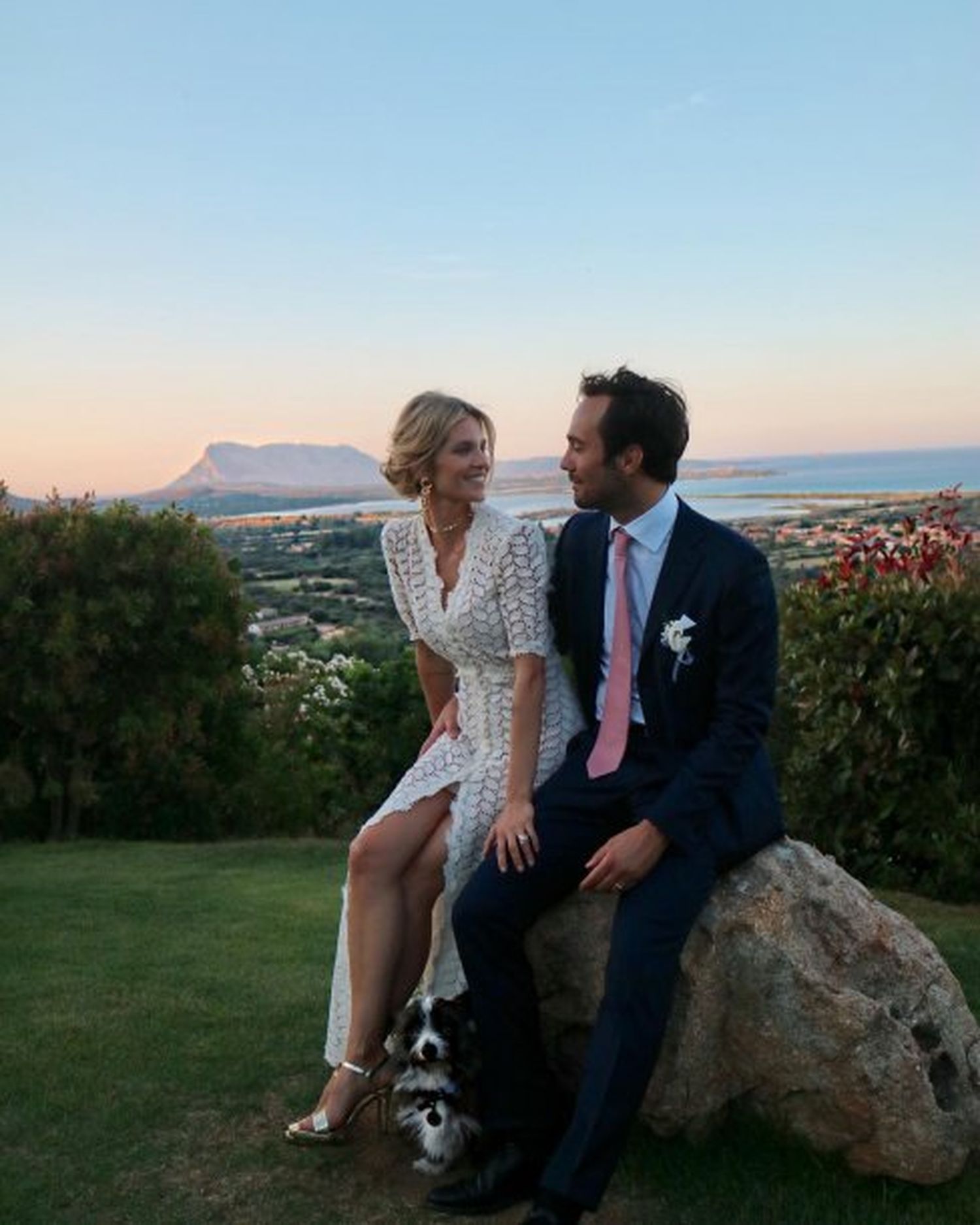 Liz Solari se casó en secreto en una isla de Italia
