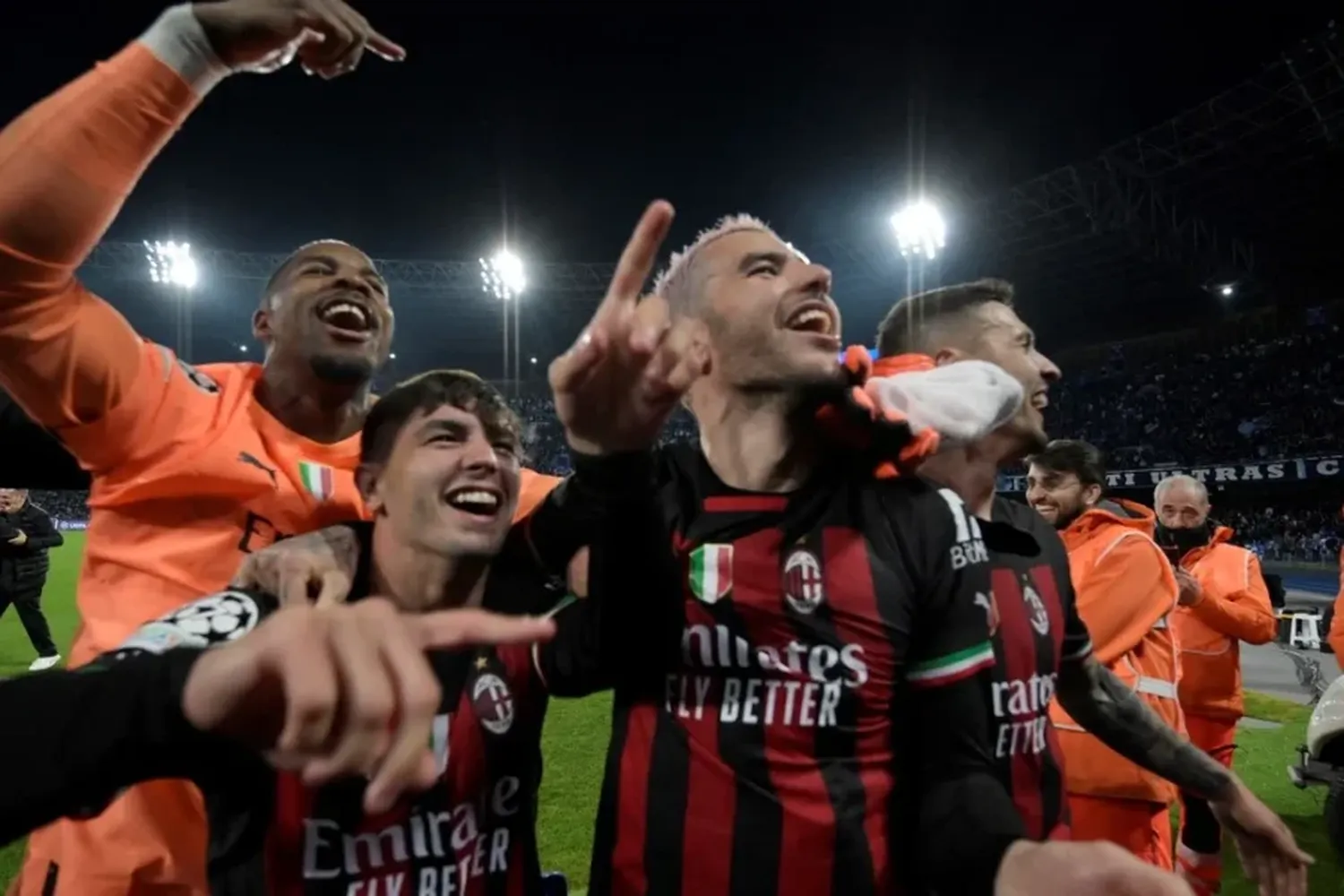 Milan dio el batacazo: empató con Napoli y avanzó a semifinales de la Champions League