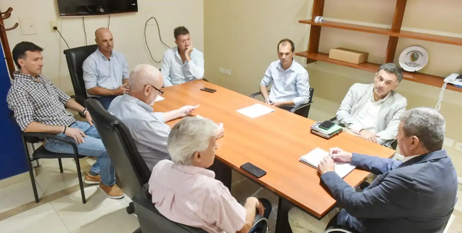 El IAPV y municipios del departamento Uruguay trabajan para dar respuestas habitacionales