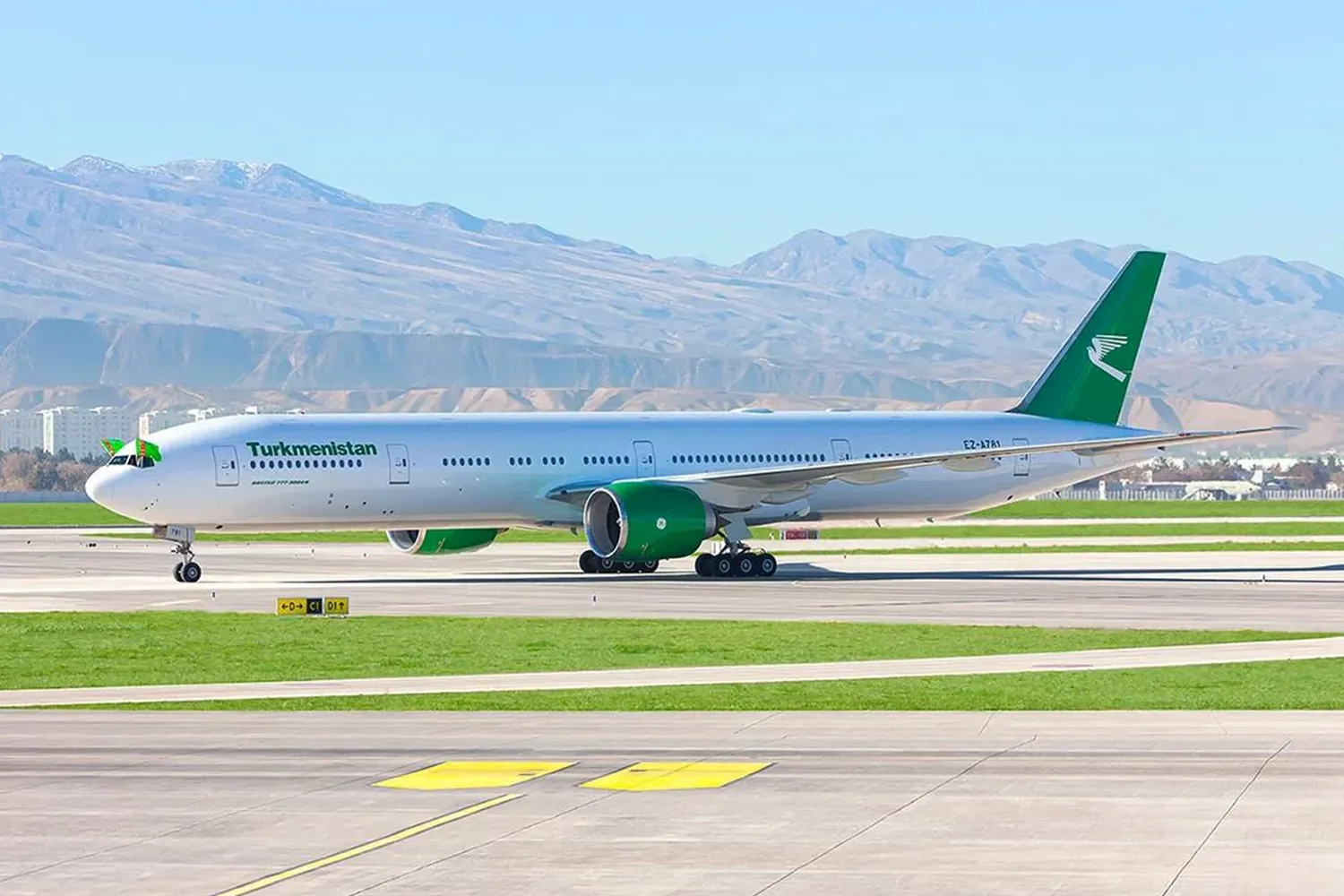 Turkmenistan Airlines received its first Boeing 777-300ER