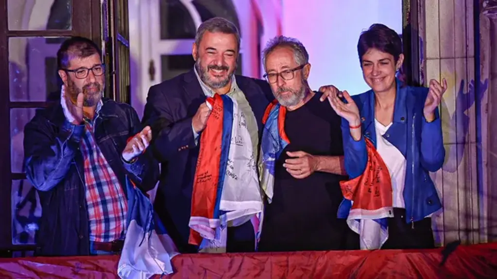 Mario Bergara intendente electo de Montevideo