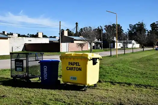 SAN CAYETANO: Instalaron puntos limpios