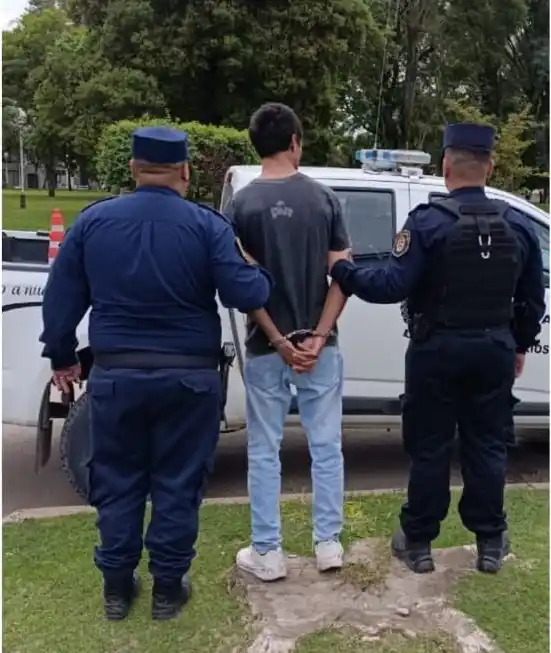 Detenido por robo calificado en drugstore de General Ramírez