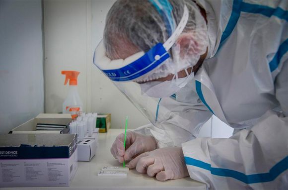 Otros 38 muertos y 981 nuevos contagios de coronavirus en Argentina
