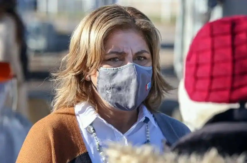 Martorano dijo que «puede no utilizarse» el barbijo en lugares abiertos y anticipó que se revisará la medida para ambientes cerrados