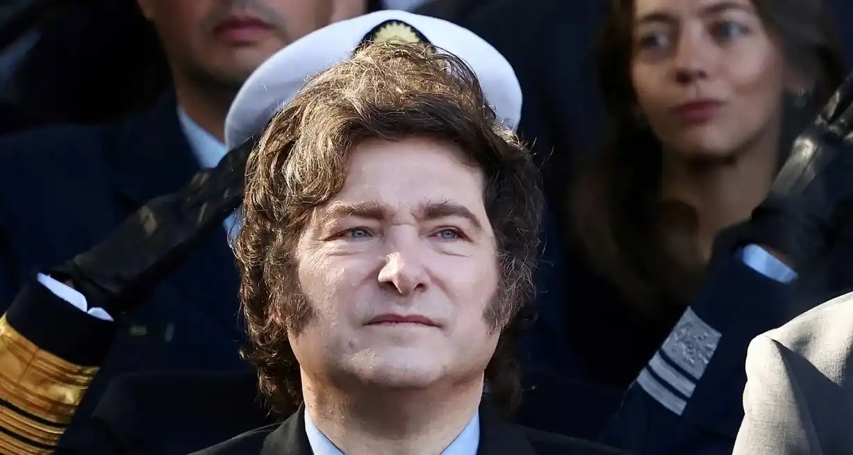 La niebla impidió la partida del avión presidencial rumbo a Tucumán. Foto: Reuters