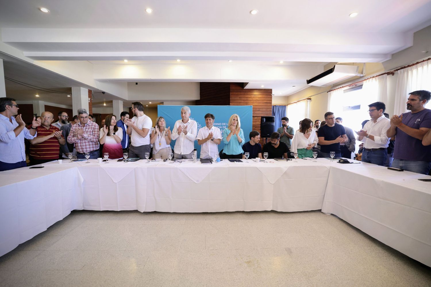 Kicillof en Villa Gesell: “Nosotros no vinimos a gobernar escondiendo los problemas”
