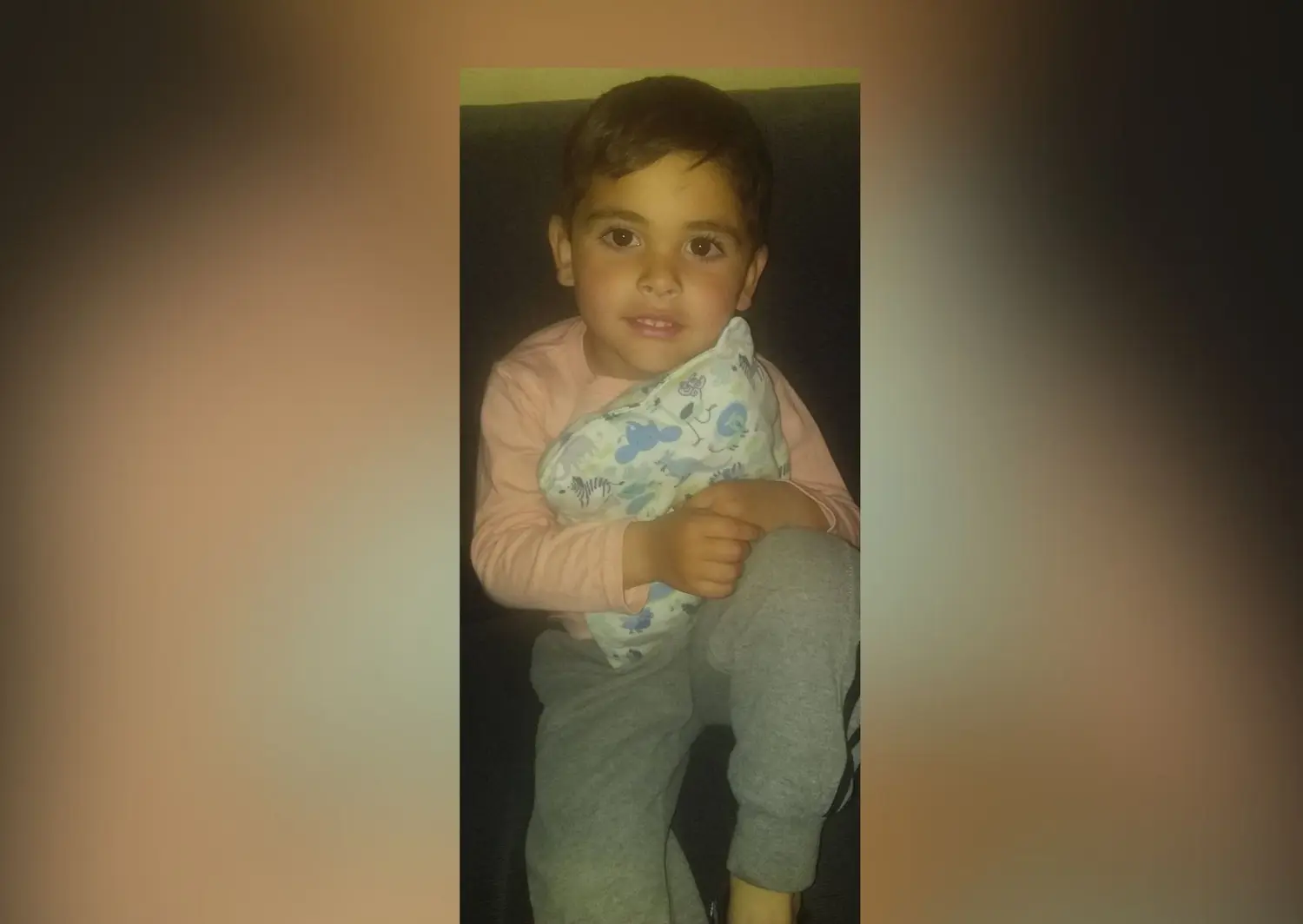Final feliz: Gael recuperó su almohadita