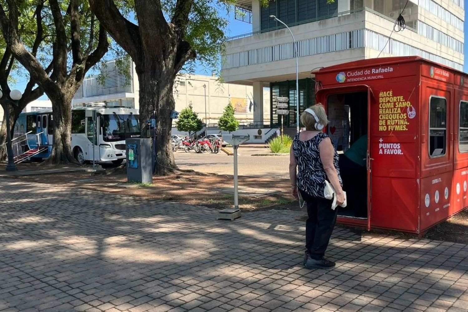 El Punto Sano sigue prestando servicios en la Plaza 25 de Mayo