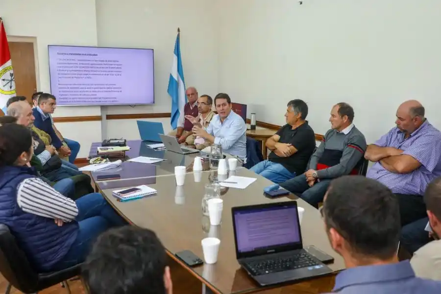 La mesa de trabajo, encabezada por el secretario de Agricultura y Ganadería de la cartera productiva, Ignacio Mántaras