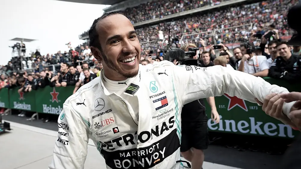 Hamilton apeló a la estrategia y se quedó con el Gran Premio de Hungría