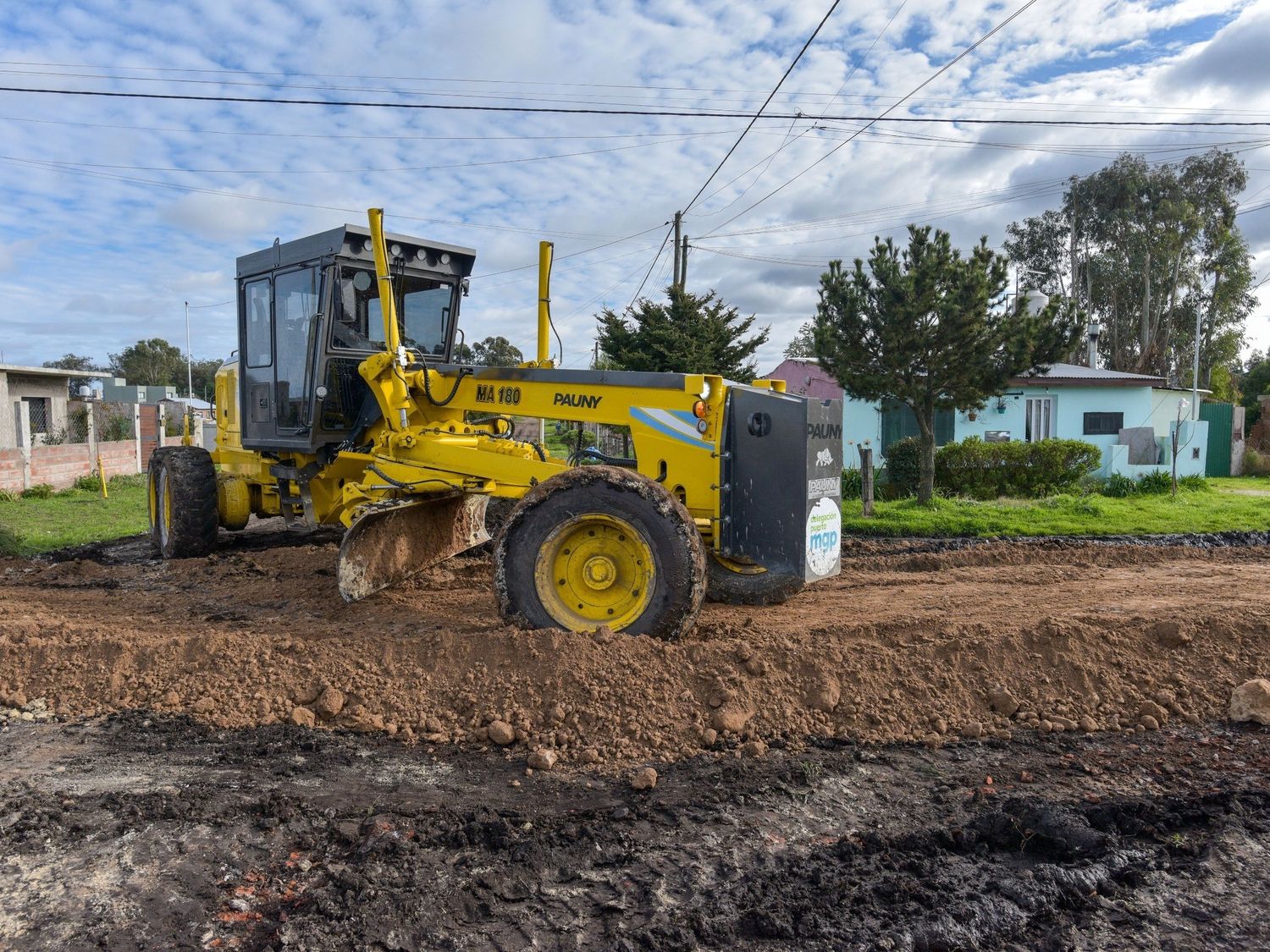 Reparación y mantenimiento de cuadras en la zona sur de la ciudad.