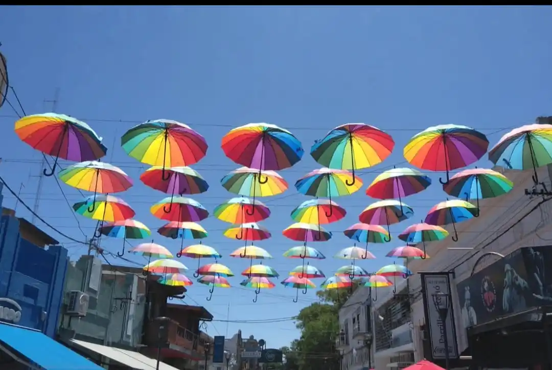 “Fotos actualizadas”: Turismo informó que repusieron, otra vez, los paraguas