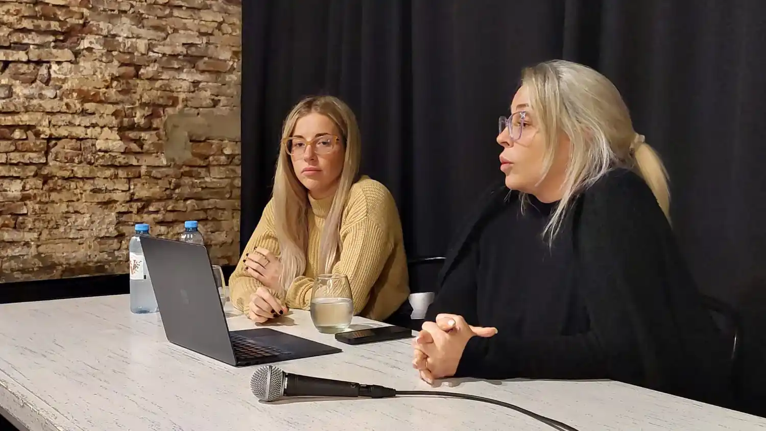 La reflexión de Cyntia Castañeda, de EmpeSares: “¿Quién se tiene que suicidar para que nos escuchen?”