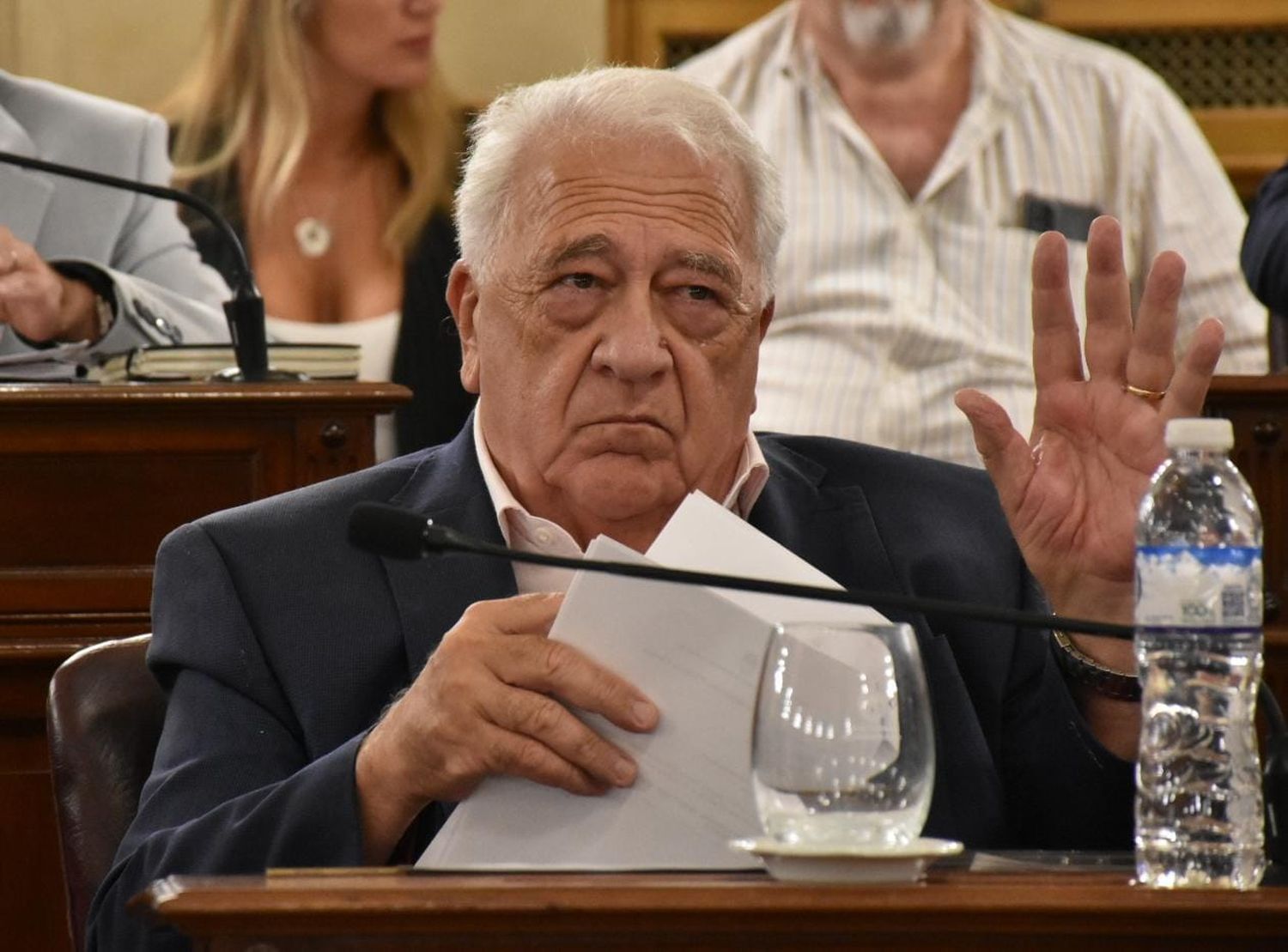 El senador Sosa propone modificar la ley de comunas