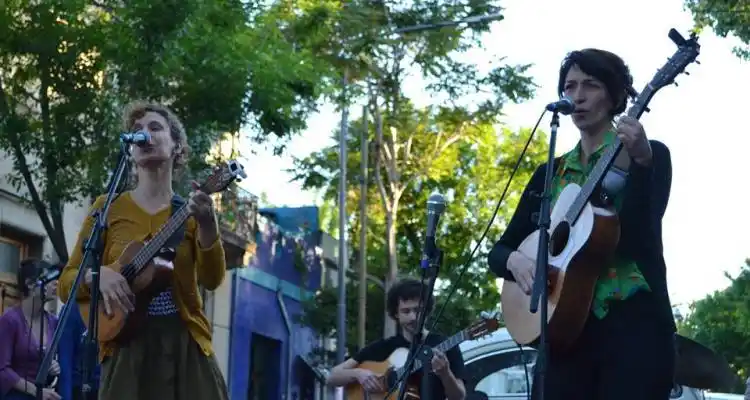Este domingo, música latinoamericana en la plazoleta Fray Cayetano Rodríguez