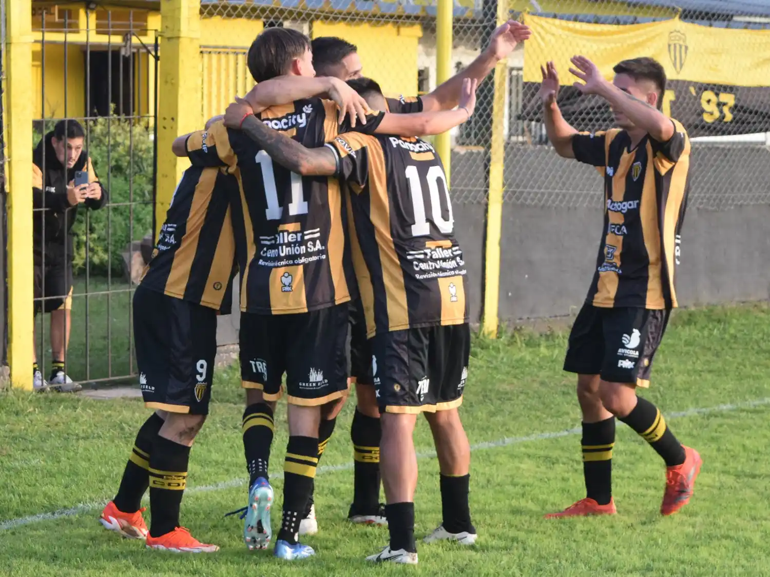 El Deportivo pasó por penales en Olavarría y va por más en el 2026.