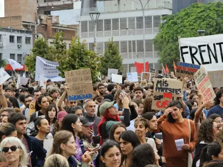 La Marcha Federal Universitaria se replica este martes en Entre Ríos