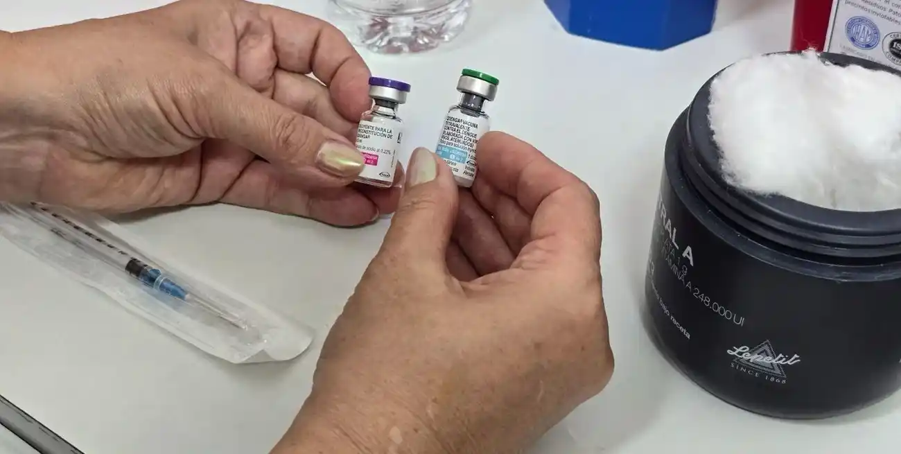 La inoculación consta de dos dosis separadas por 90 días.