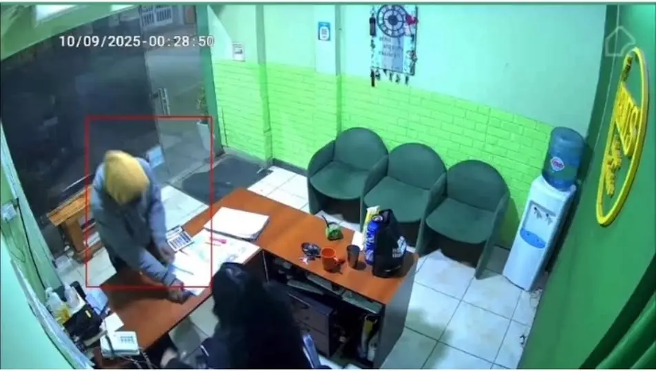 "Señorita, ya sabe lo que vengo a hacer": buscan a un ladrón "con buenos modales" que roba en Baradero