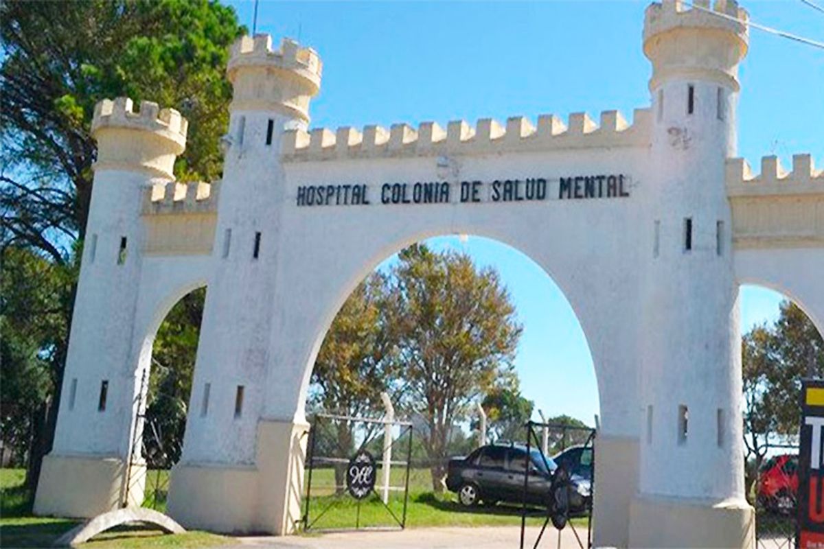 Usuarios del Hospital Colonia de Salud Mental se capacitan como auxiliares de albañilería